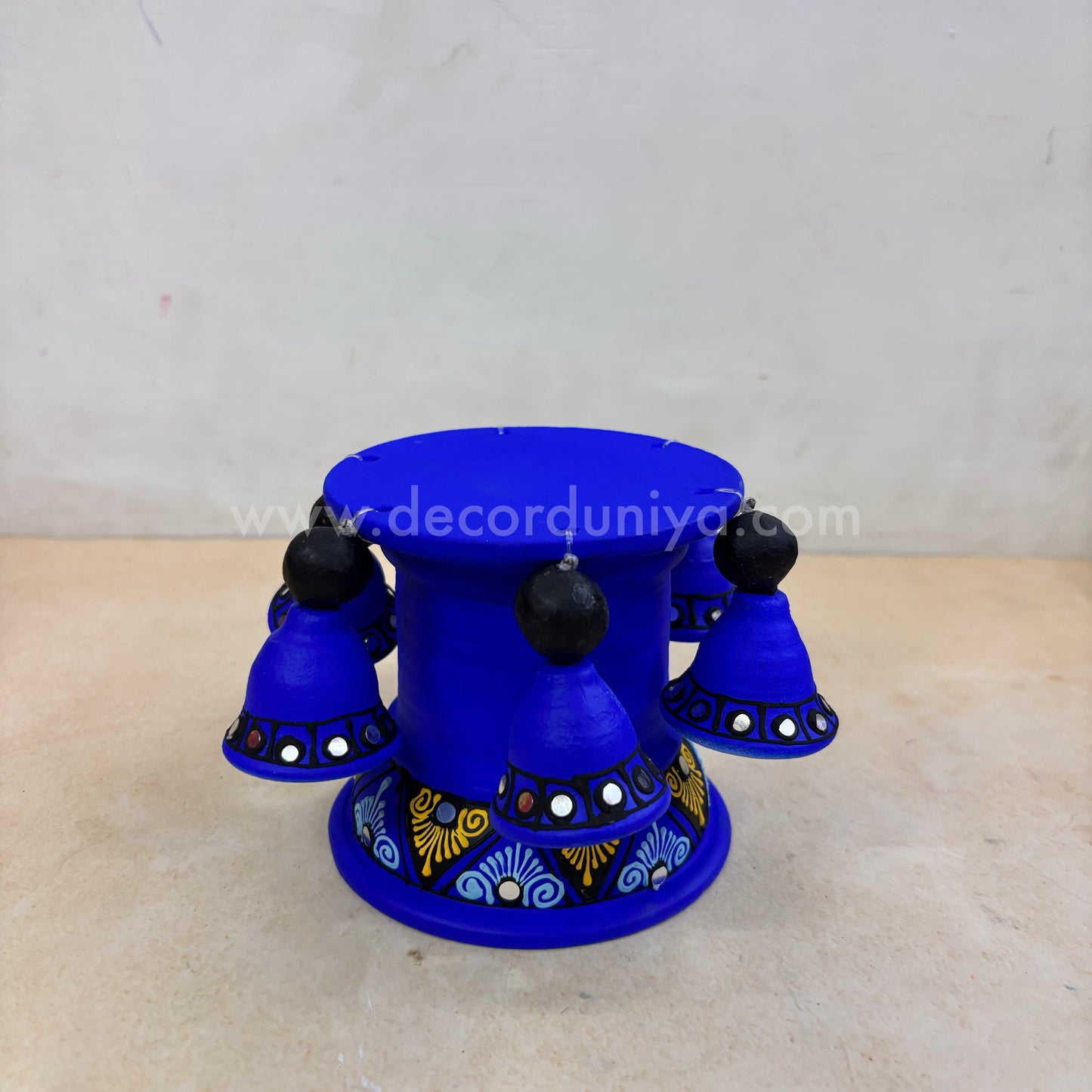 Handcrafted Designer Urili Stand - VP123