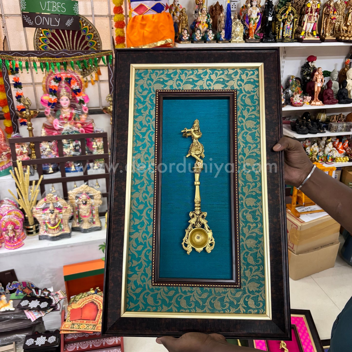 Brass Wall Hanging Frame - BH112