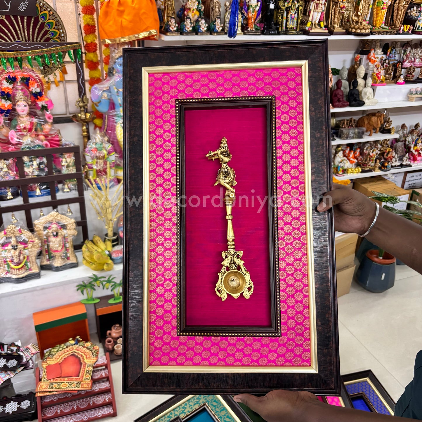 Brass Wall Hanging Frame - BH112