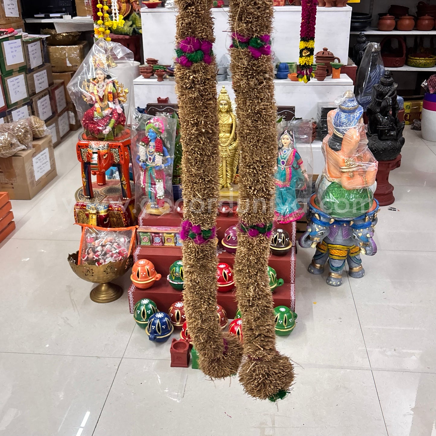 Vetiver Maalai, Garland - VV4