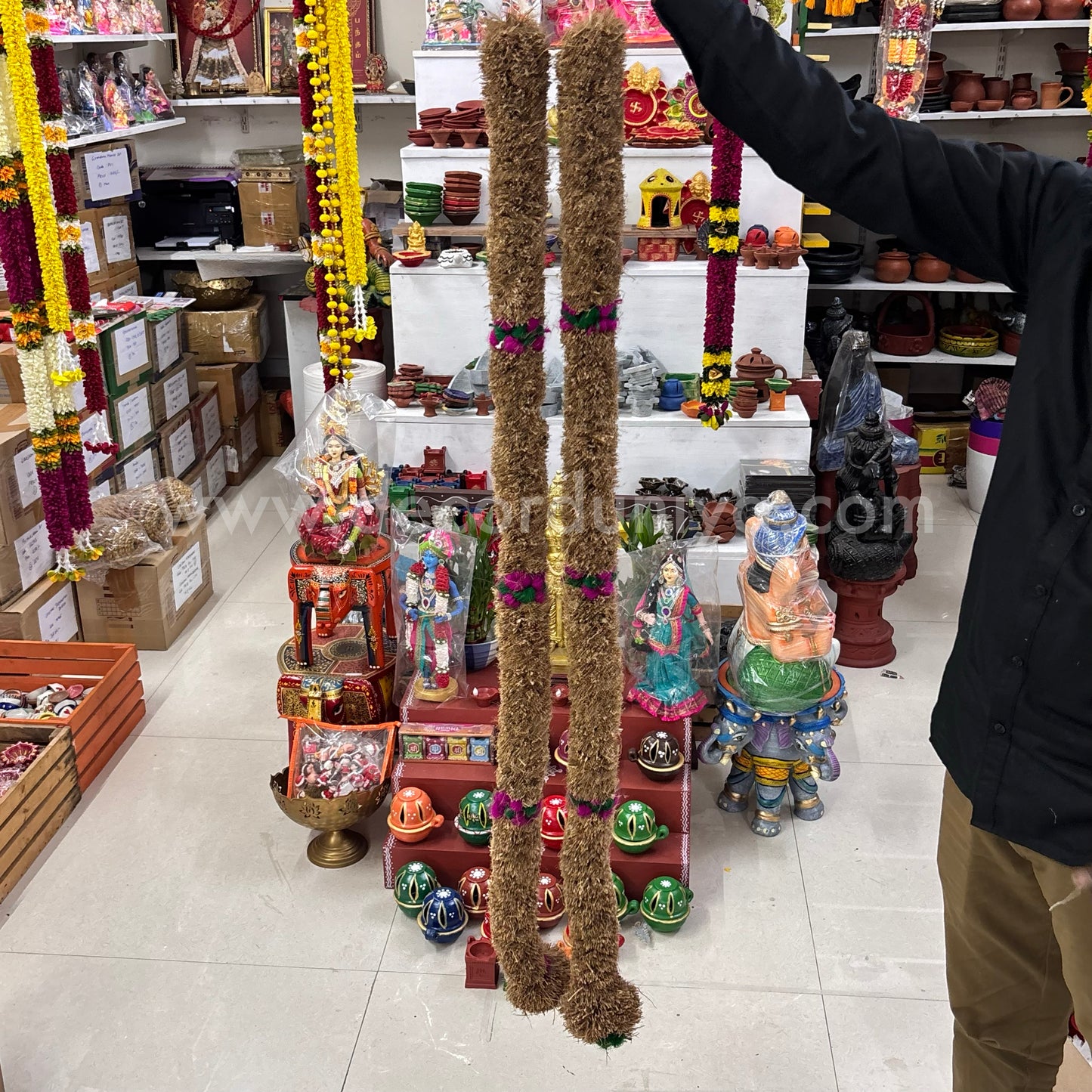 Vetiver Maalai, Garland - VV4