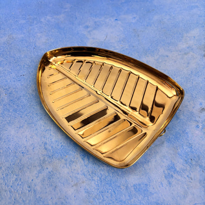 Brass Banana Leaf - RJ51