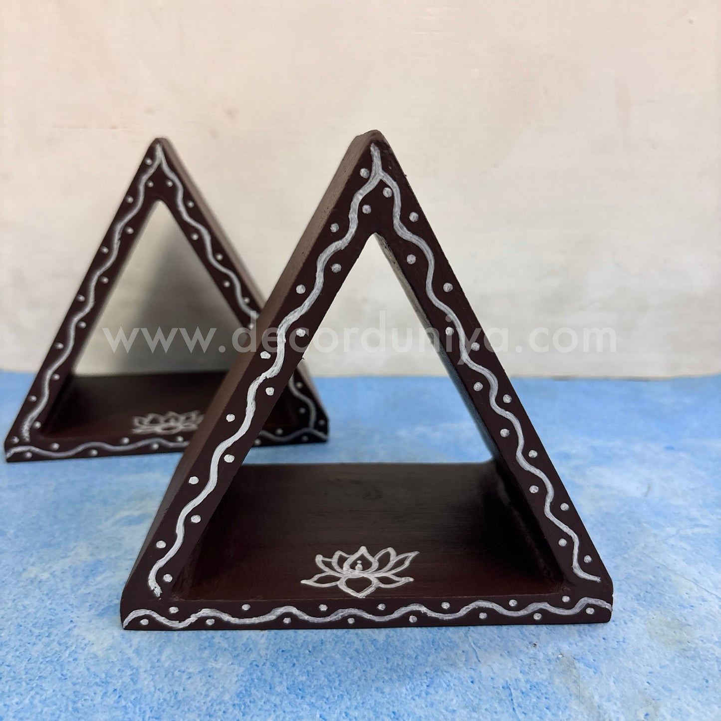 Traditional Vilakku Maadam ( Pair ) - TVM1