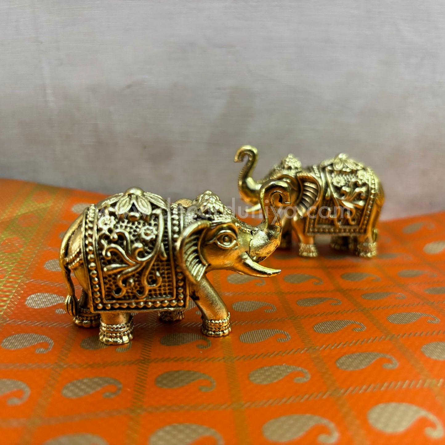 Elephant Pair - RB61