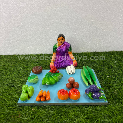 Kai Kadai | Vegetable Seller | Golu Bommai | Decor Duniya Golu Dolls | Navaratri Golu Bommai - TK914