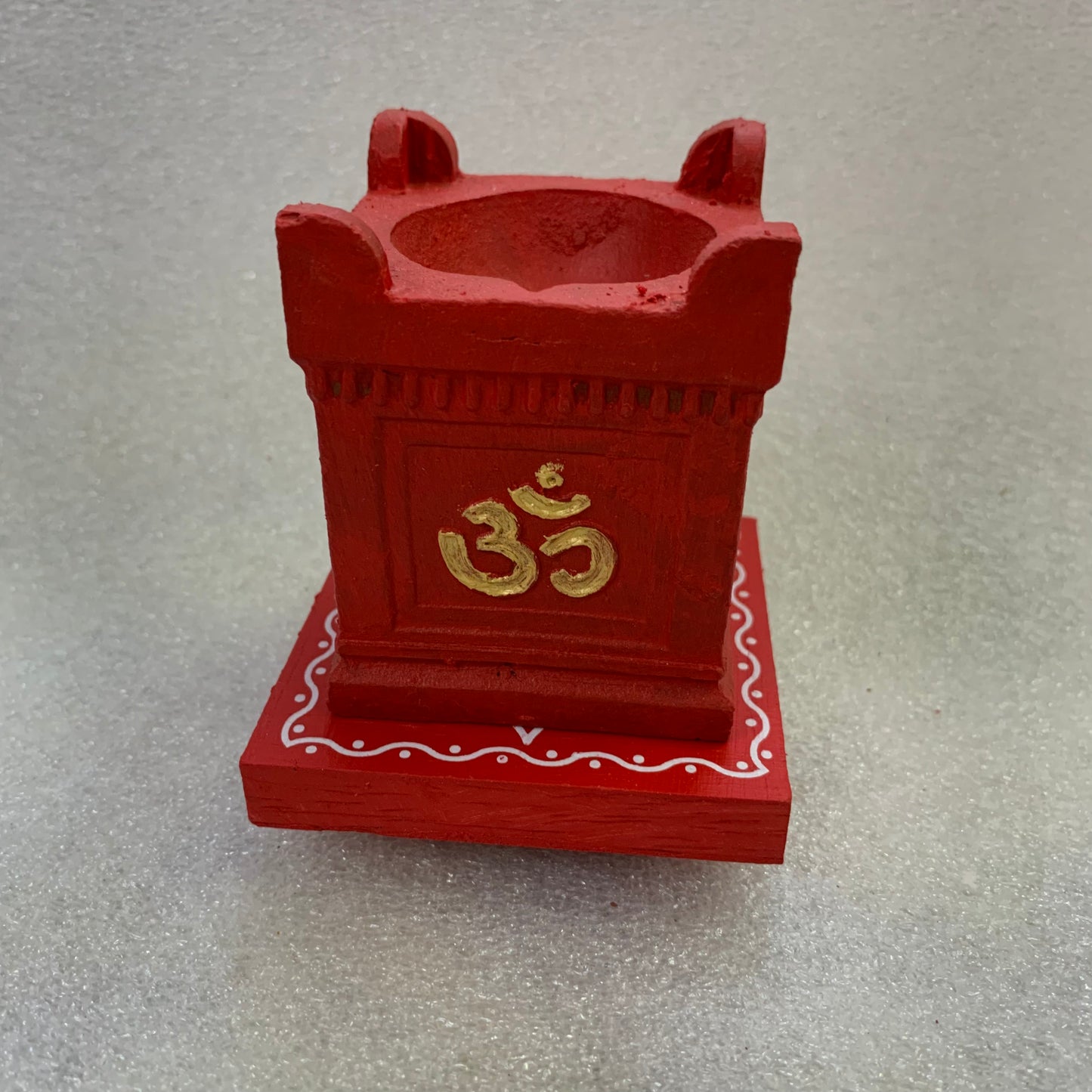 Clay Thulasi Maadam and wooden kolam base manai Size 3x3 inch-T02