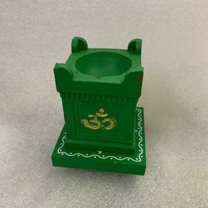 Clay Thulasi Maadam and wooden kolam base manai Size 3x3 inch-T01