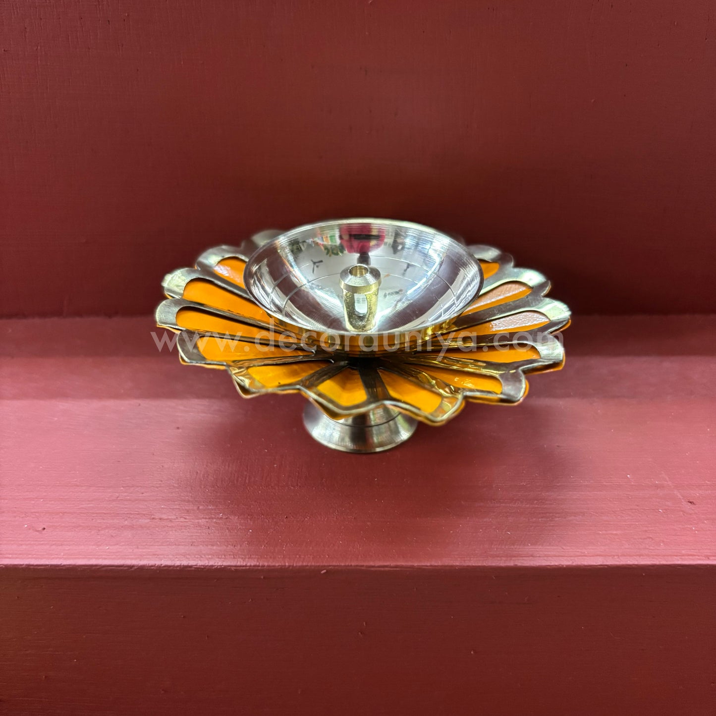 Brass Lotus Vilakku - NSD1