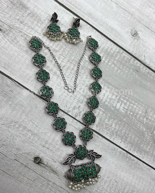 Long oxidised neck set with green stone work with stud - JW08