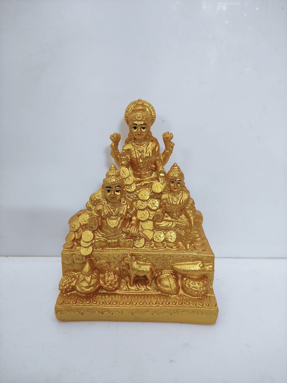 Kubera Lakshmi Statue - Gold - LG01