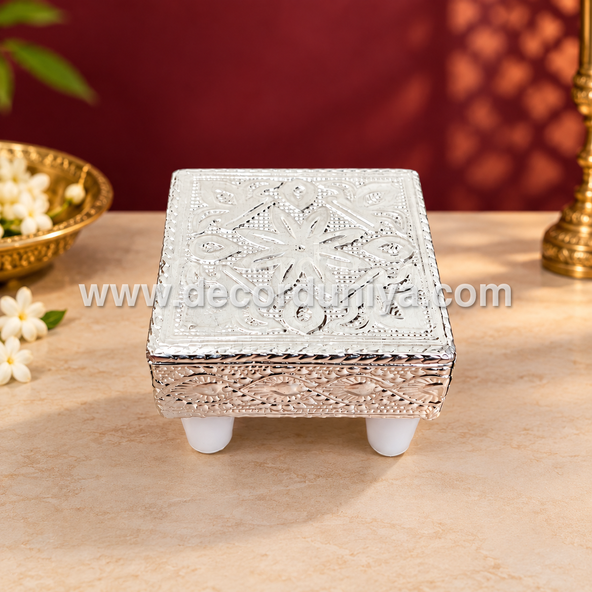 Wooden Meenakari Manai | Silver - MN101