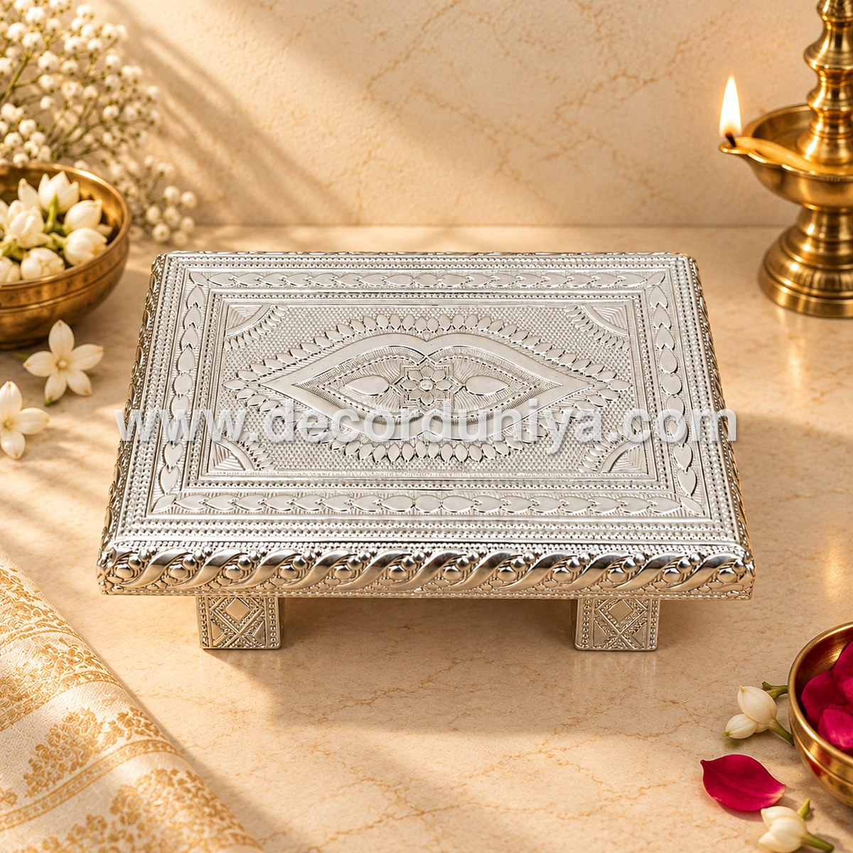 Wooden Meenakari Manai | Silver - MN120