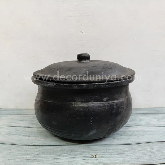 S Type Black Clay Pot - OCB24