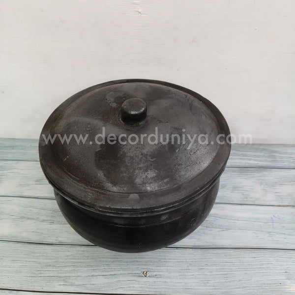 S Type Black Clay Pot - OCB24