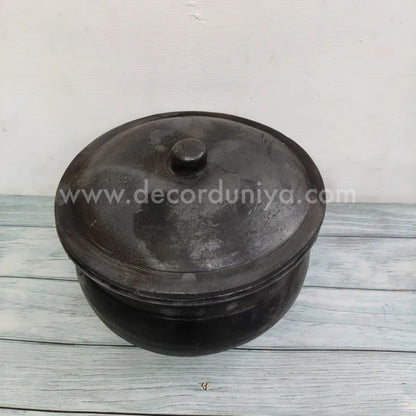 S Type Black Clay Pot - OCB24