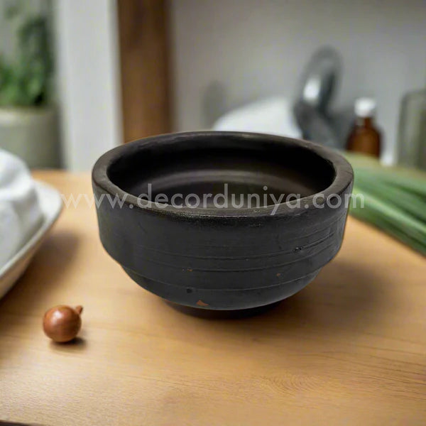 Black Pot with Lid - OCB271-c