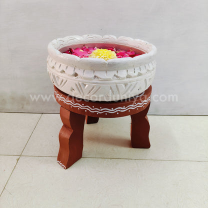 Handcrafted clay Urili and stand - CU4