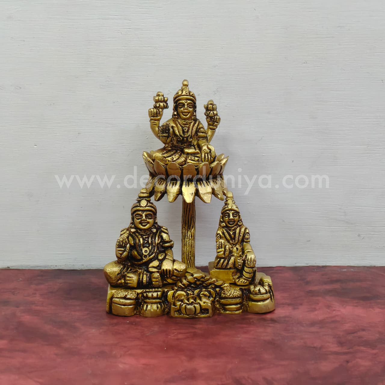 Dhanalakshmi Kuberar | RJ103