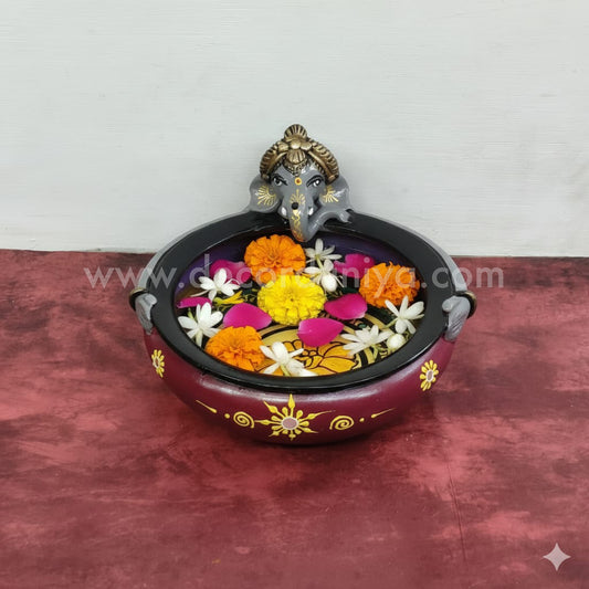 Hand Crafted Ganesha Designer Urili - VS1018