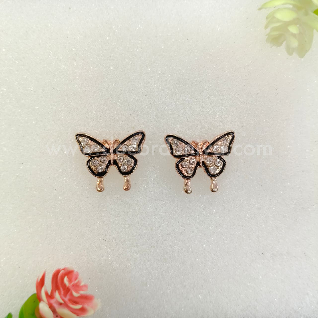 Stud, Earrings - MN31