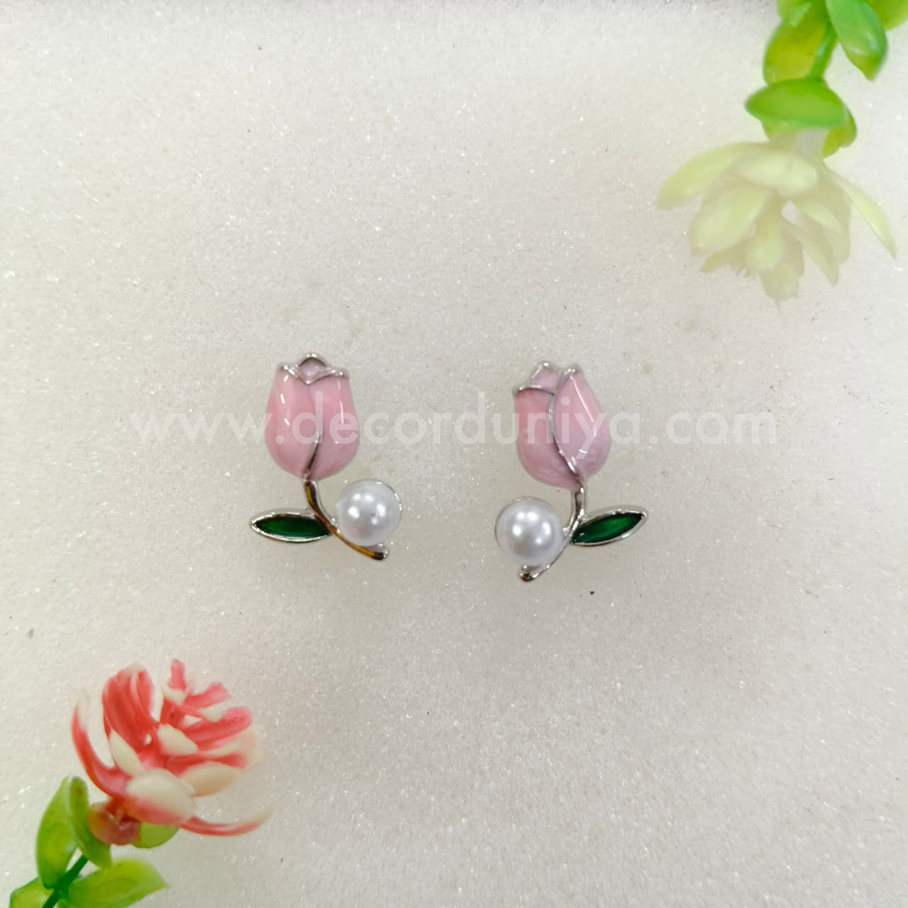 Stud, Earrings - MN25