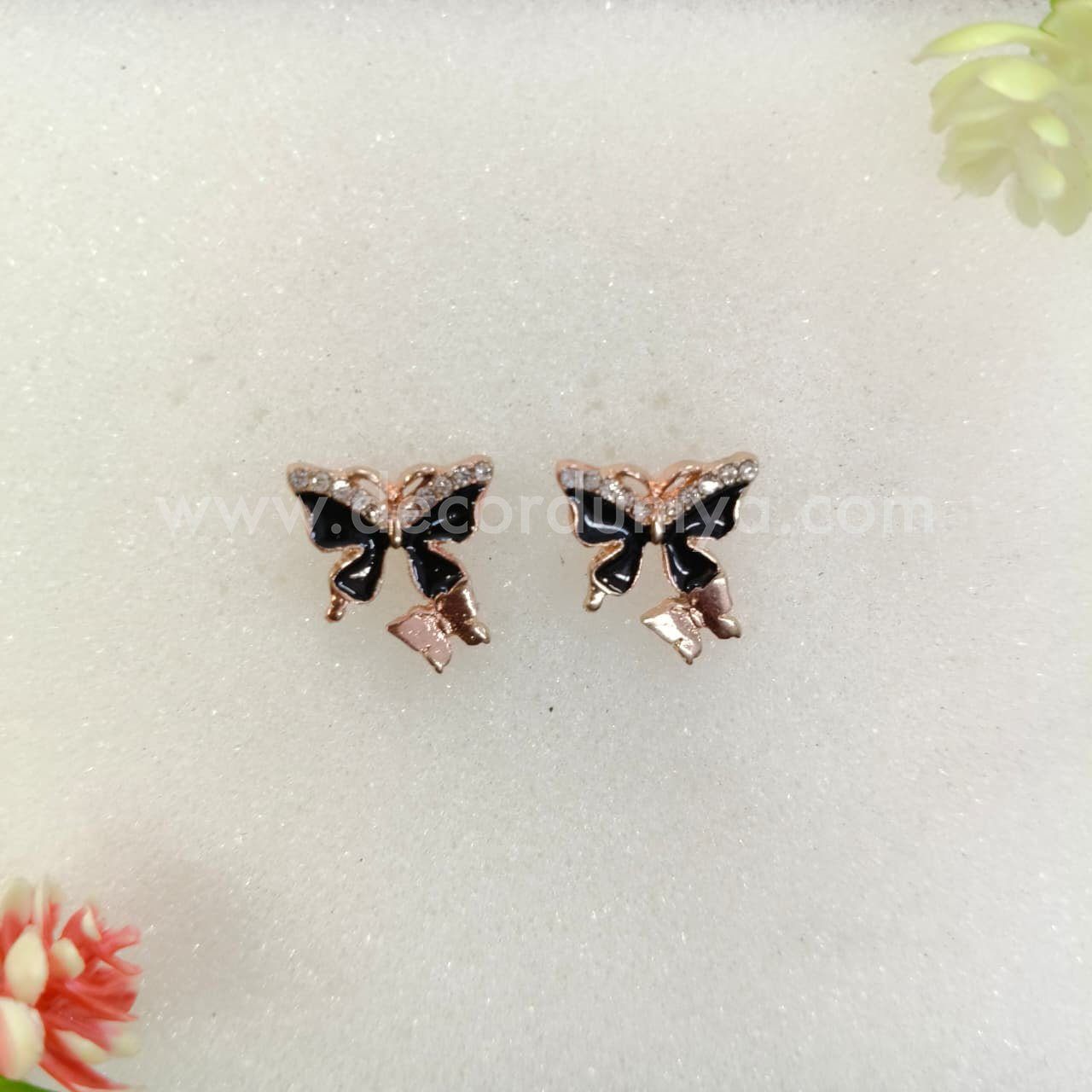 Stud, Earrings - MN24