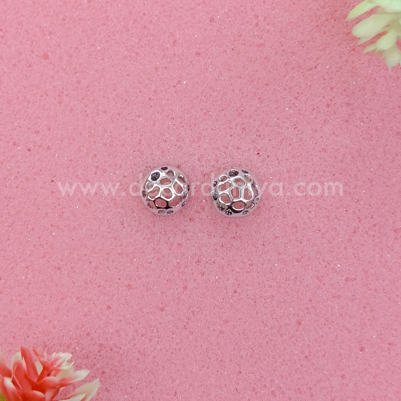 White Metal Stud, Earrings - MN10
