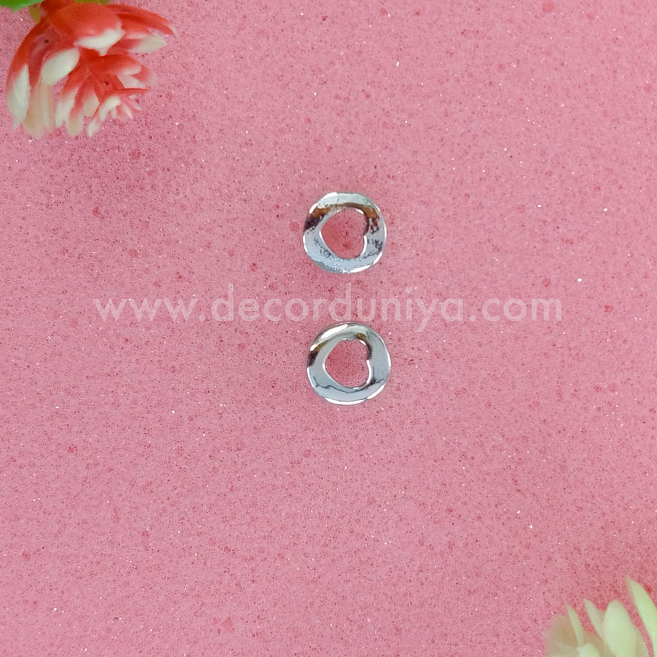 White Metal Stud, Earrings - MN4