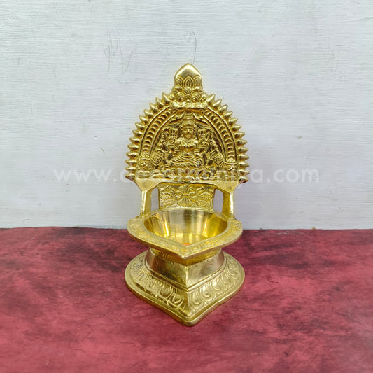 Gajalakshmi / Kamakshi Amman Vilakku - SB1