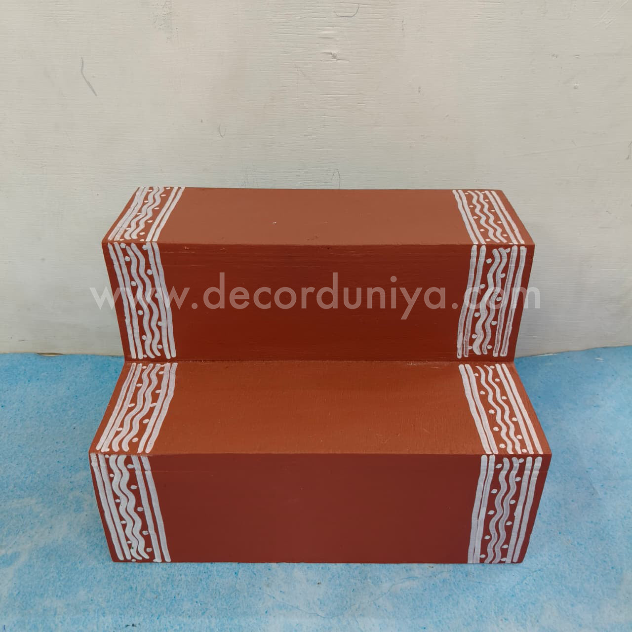 2 Step - Golu Padi | Vigraha Stand - GP202