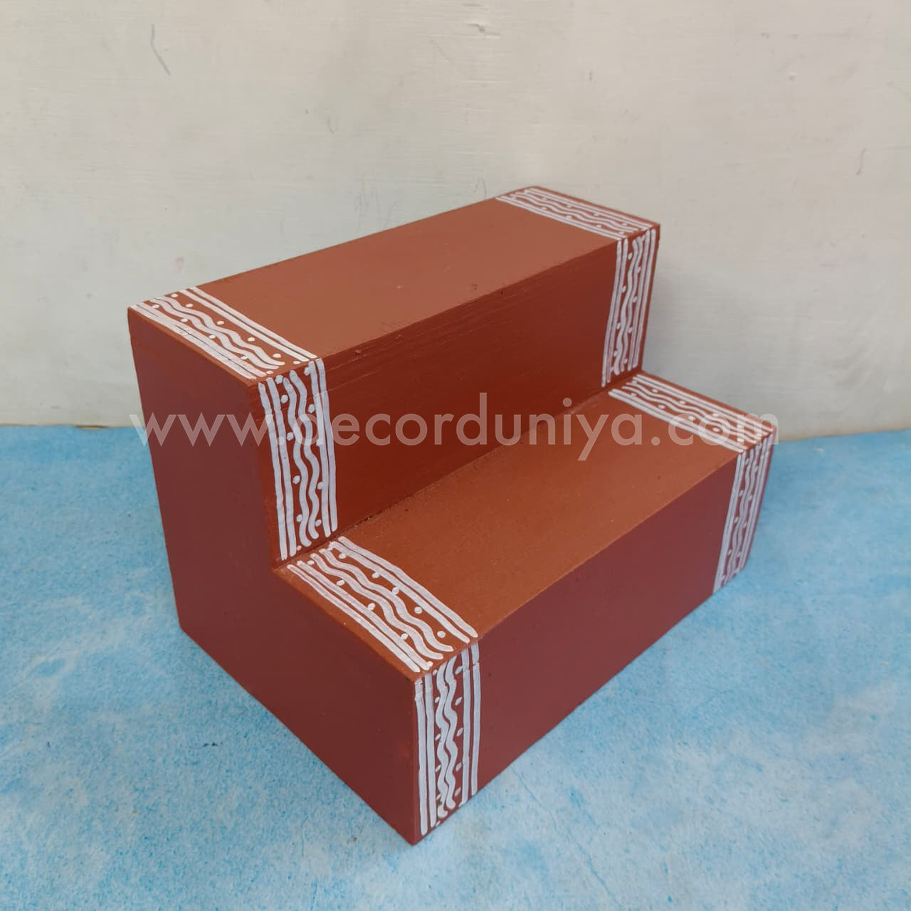 2 Step - Golu Padi | Vigraha Stand - GP202