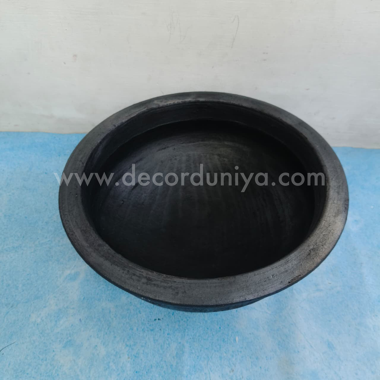 Black Fish Pot - B125