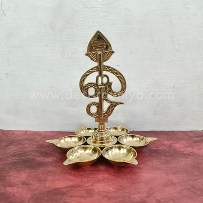 Arumugam Vel Vilakku - RB110