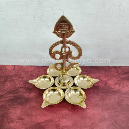 Arumugam Vel Vilakku - RB110