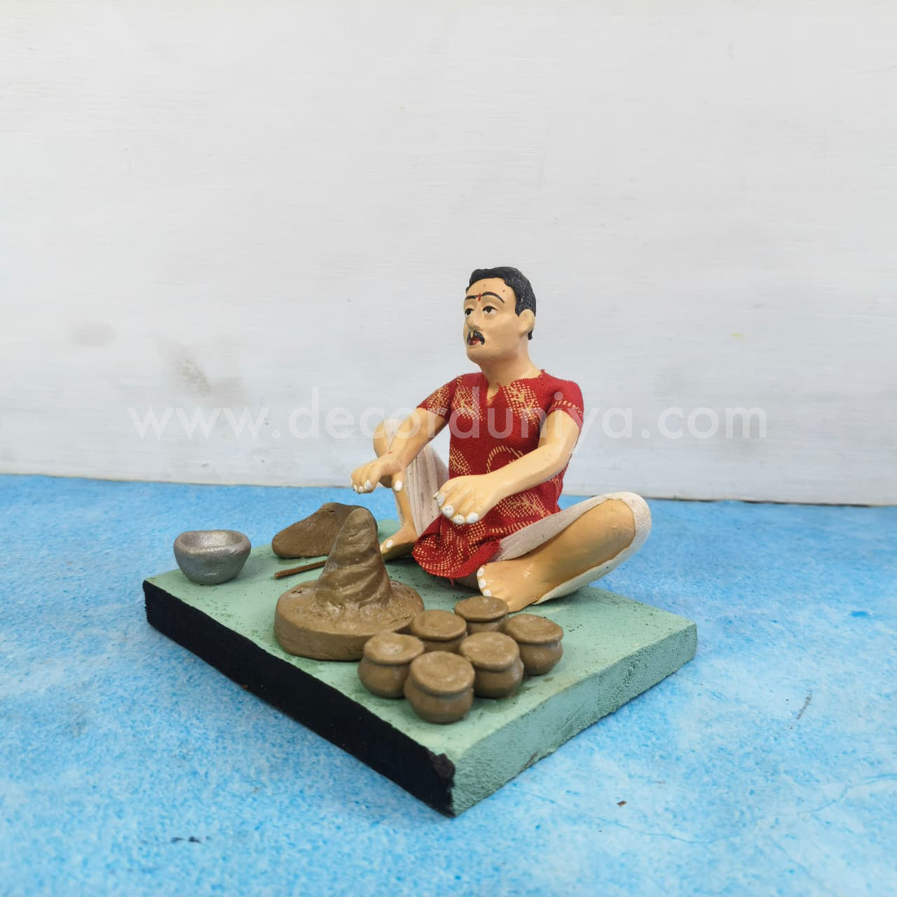 Pottery Worker - CI905