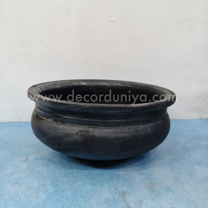 S-Type Black Clay Pot - OR31