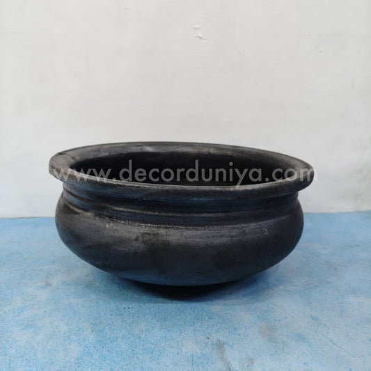 S-Type Black Clay Pot - OR31