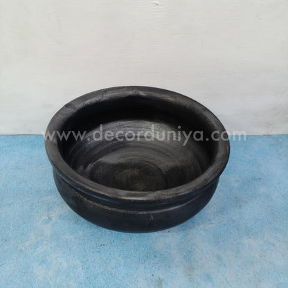 S-Type Black Clay Pot - OR31