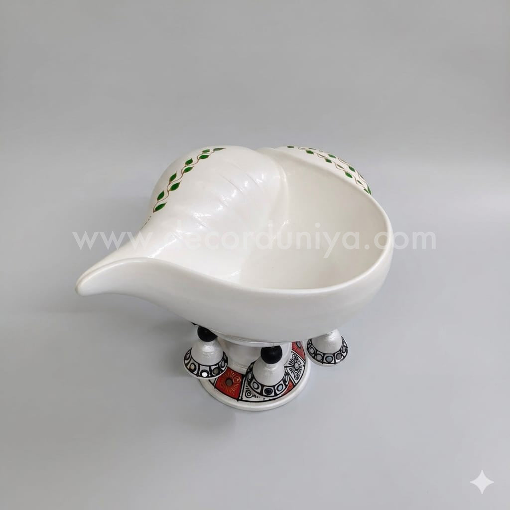 Hand Crafted Sangu Urili with Bell Stand - VP61