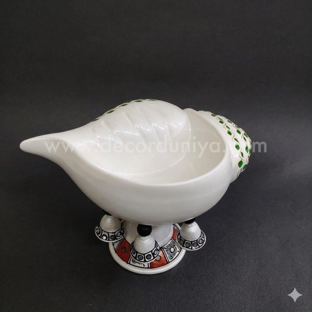 Hand Crafted Sangu Urili with Bell Stand - VP61