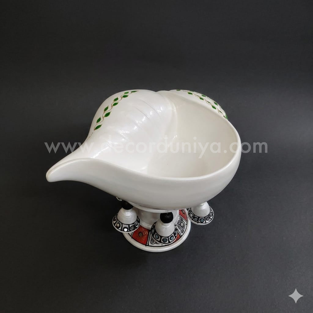 Hand Crafted Sangu Urili with Bell Stand - VP61