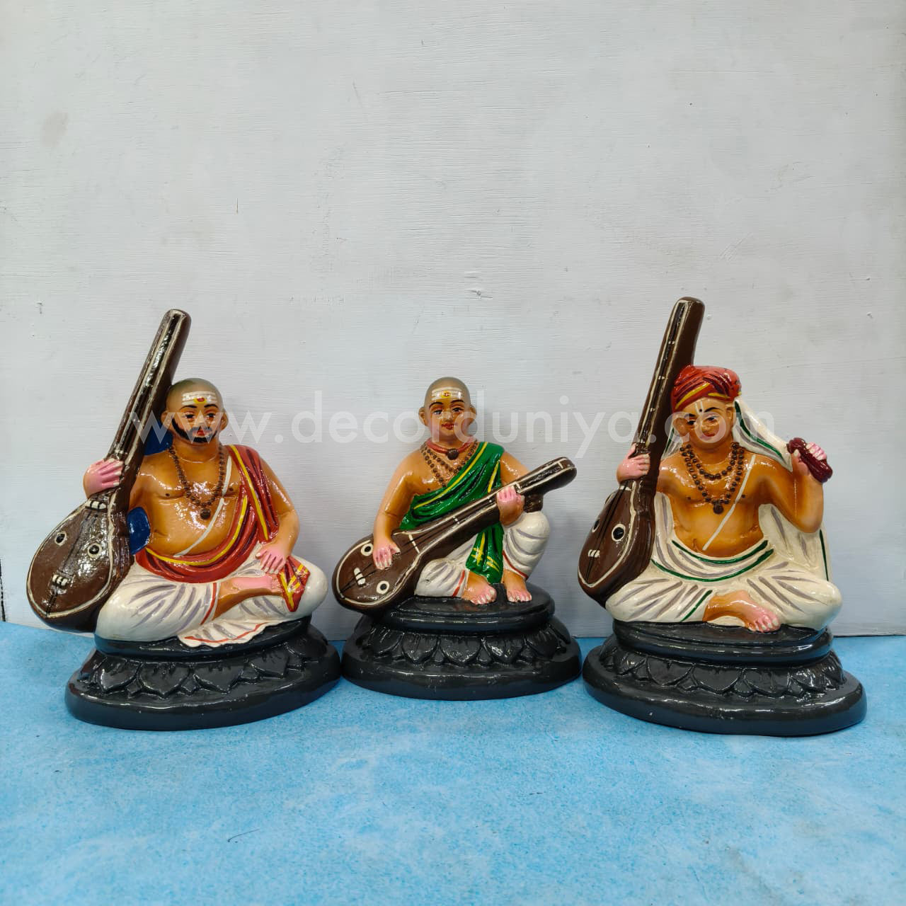 Sangeetha Mummoorthigal Paper Mache Golu Bommai Set | Decor Duniya Golu Dolls | Navaratri Golu Bommai - TK806