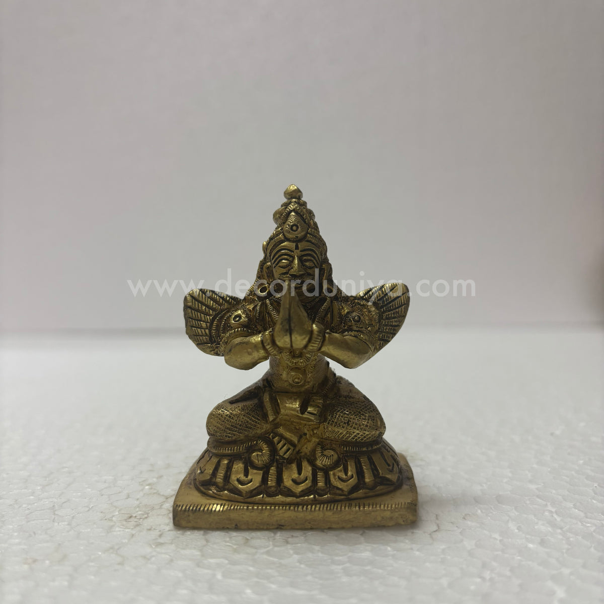 Lord Garuda | Garudar Brass Idol | Decor Duniya Brass Idols | Pooja & Home Décor – RBN22
