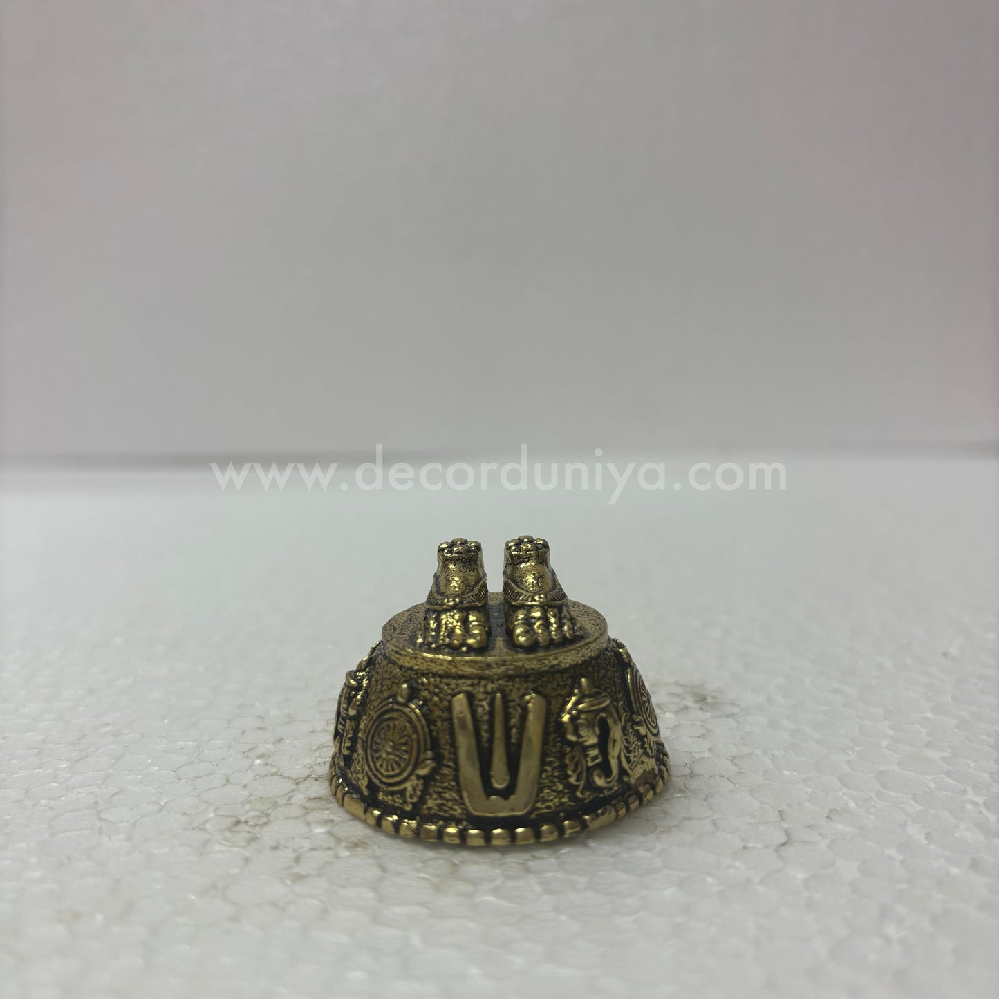 Paduka | Perumal Padham | Lord Venkateswara Divine Feet Brass Idol | Decor Duniya Brass Idols | Pooja & Home Décor – RBN23