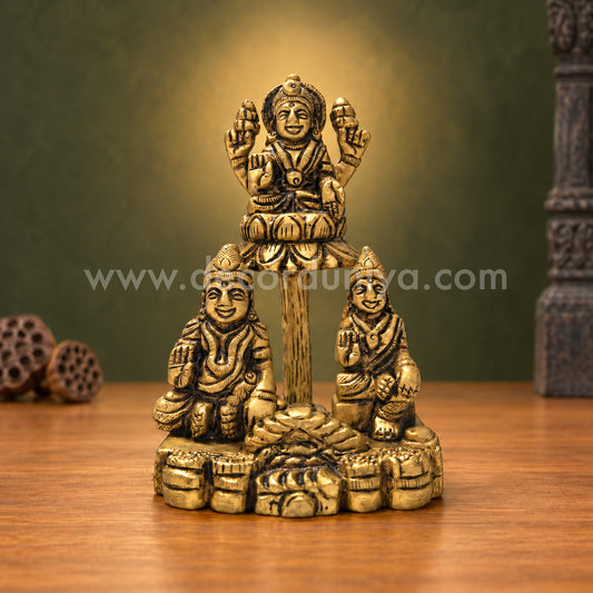 Lakshmi Kubera | Goddess Lakshmi & Lord Kuberar Brass Idol | Decor Duniya Brass Idols | Pooja & Home Décor – RBN27