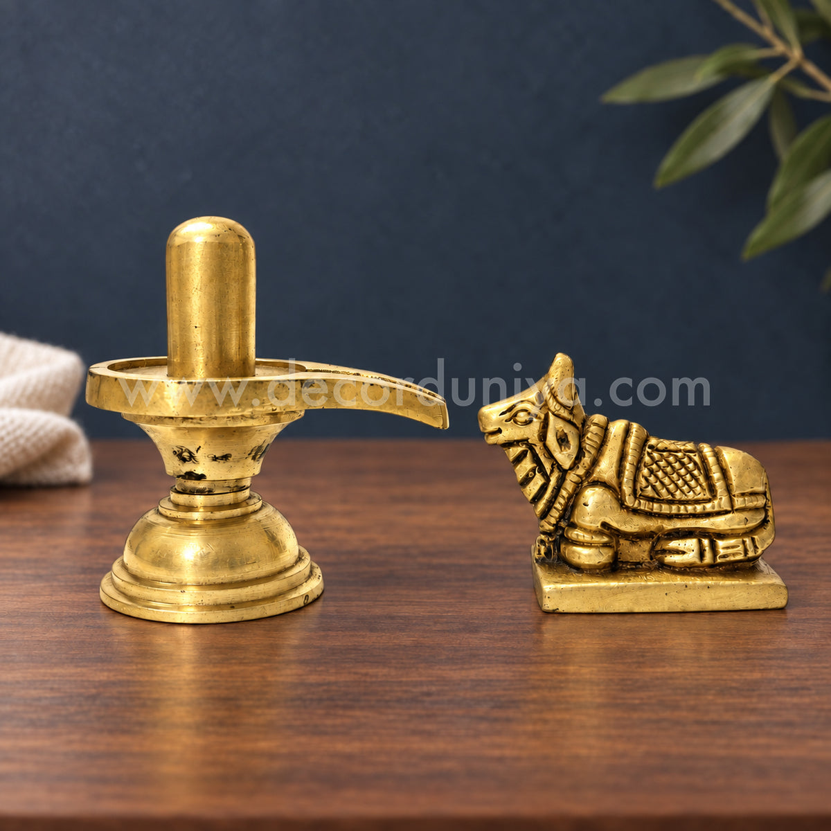 Shiva Lingam with Nandi | Sivalingam & Nandhi Brass Idol | Decor Duniya Brass Idols | Pooja & Home Décor – RBN42