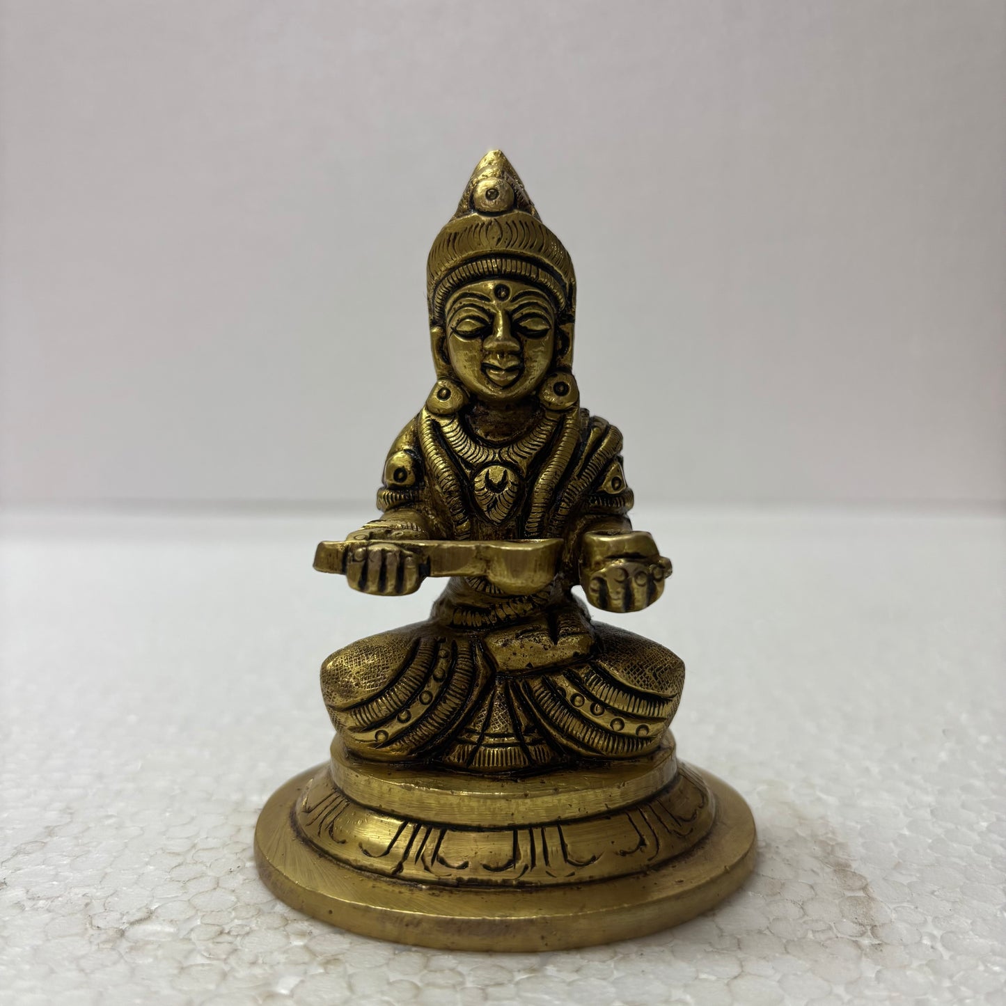 Goddess Annapoorani | Annapurna Devi Brass Idol | Decor Duniya Brass Idols | Pooja & Home Décor – RBN57