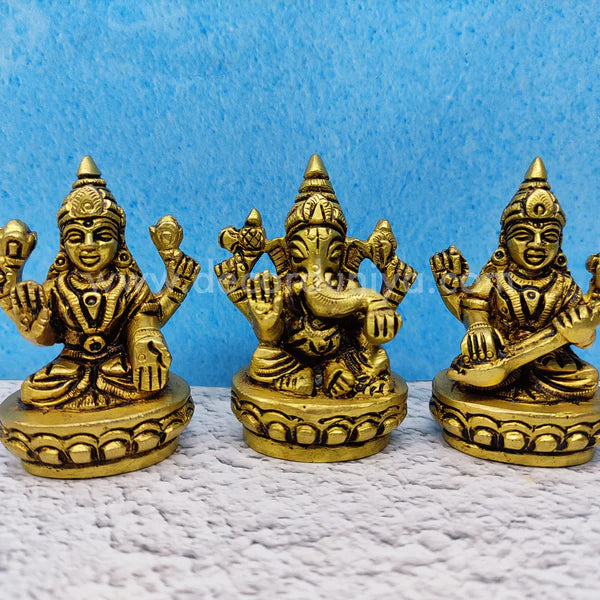 Lakshmi Ganesha Saraswathi  - SB44-c
