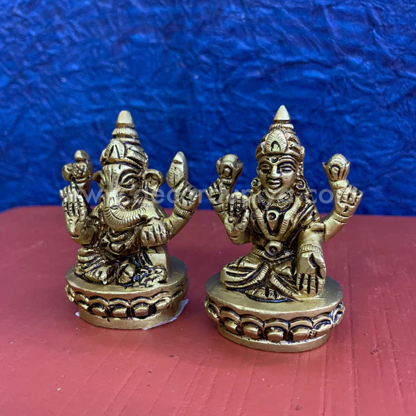 Lakshmi and Ganesha  - SB7-c
