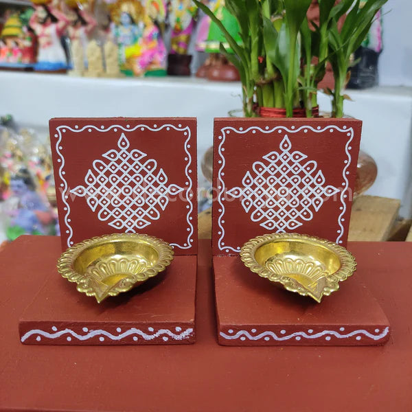 Wooden Kolam Wall Shelf Pair | Vilakku madam - VM31